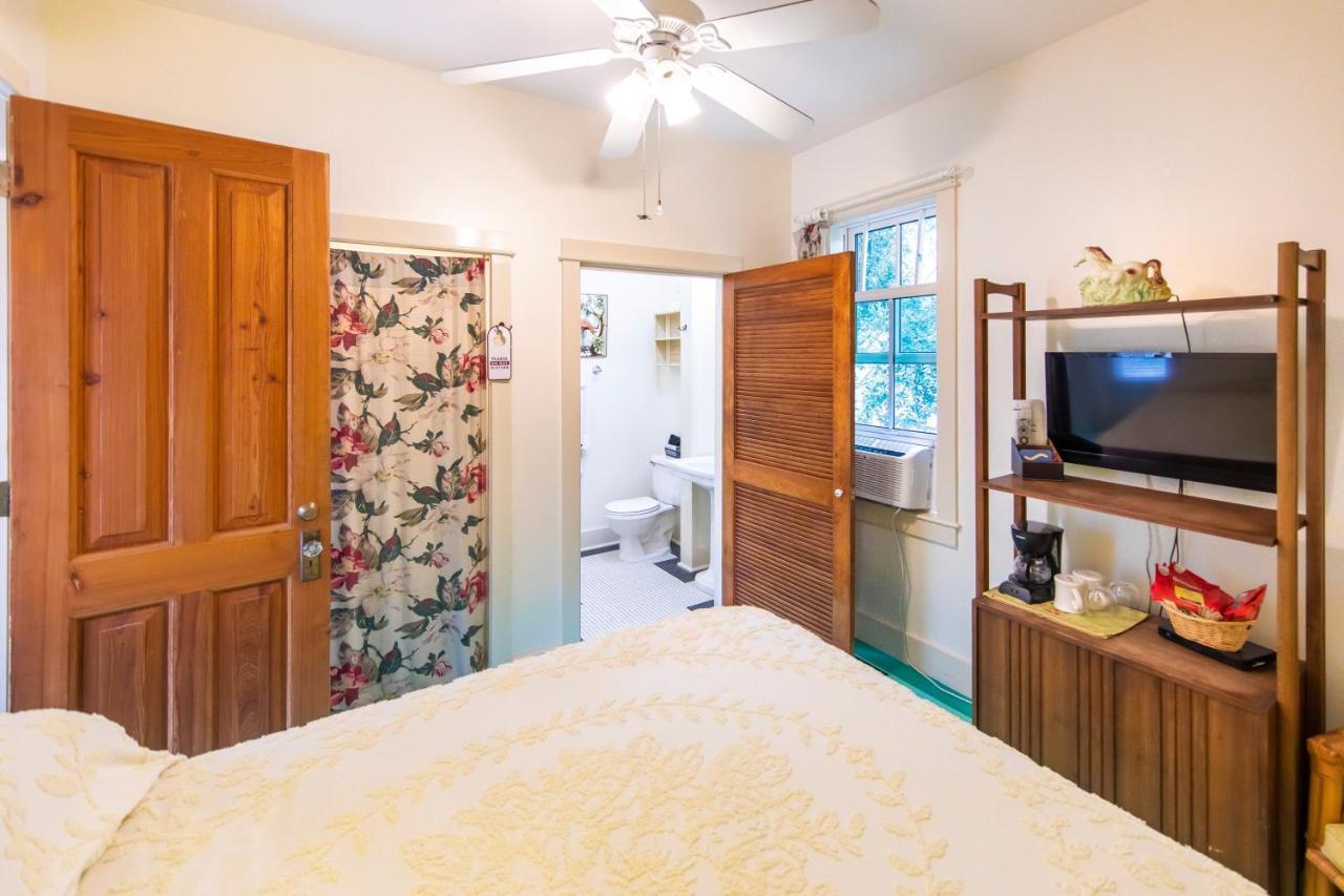 Hibiscus Coffee & Guesthouse Grayton Beach Εξωτερικό φωτογραφία