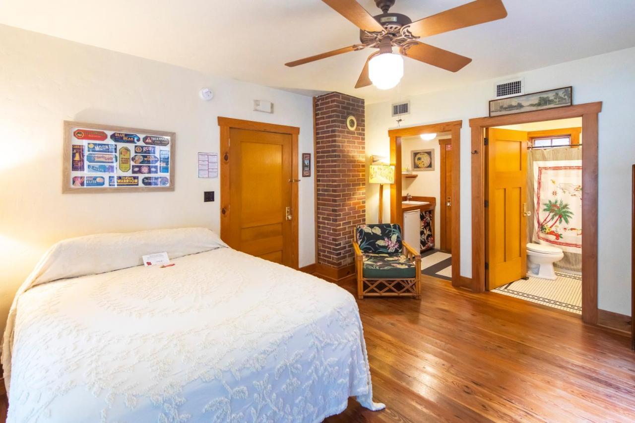 Hibiscus Coffee & Guesthouse Grayton Beach Εξωτερικό φωτογραφία