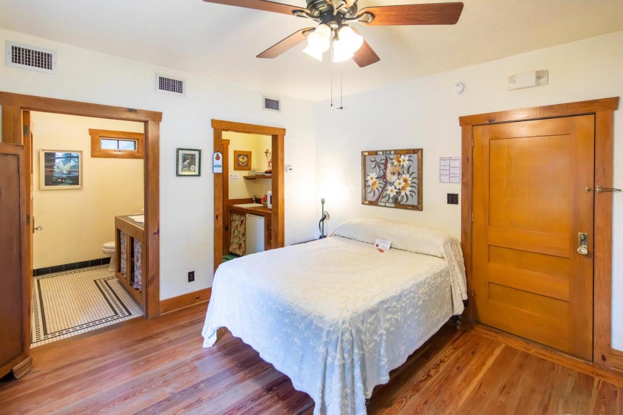 Hibiscus Coffee & Guesthouse Grayton Beach Εξωτερικό φωτογραφία