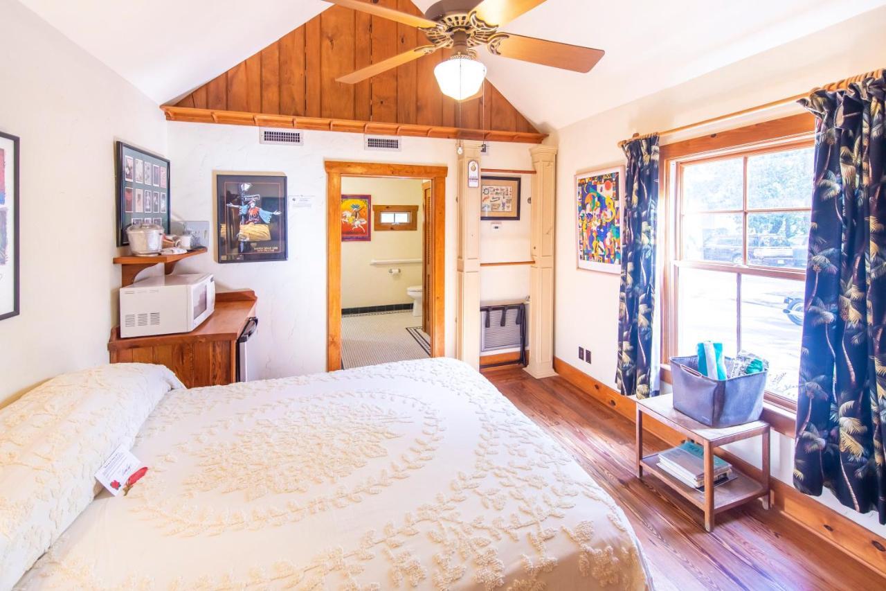 Hibiscus Coffee & Guesthouse Grayton Beach Εξωτερικό φωτογραφία